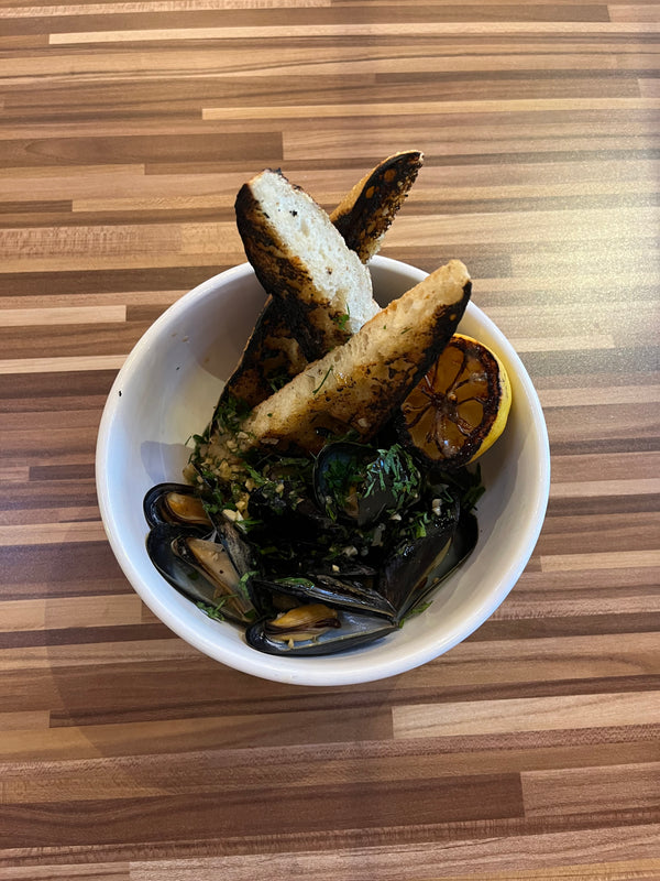FAMILY NIGHT | ADVENTUROUS EATERS